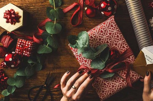 Los 24 mejores regalos de moda y accesorios por menos de 40 euros