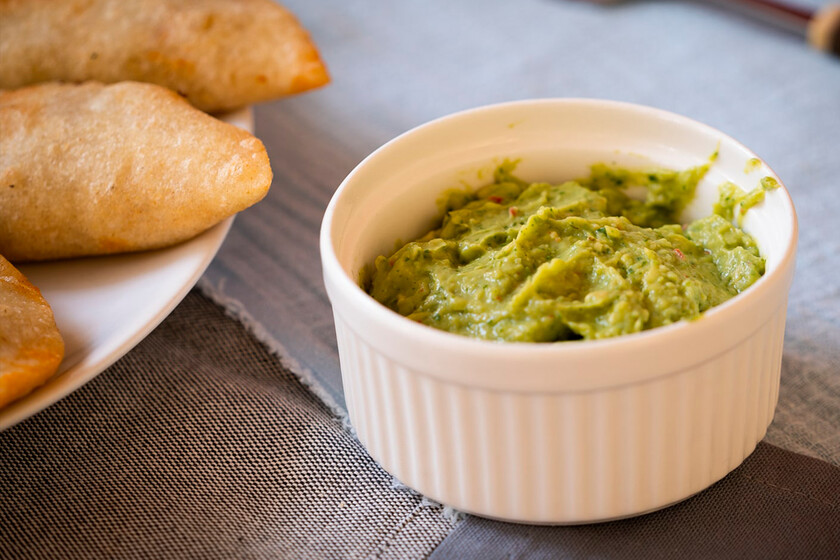 Parece guacamole, pero no lo es: es la salsa venezolana con aguacate que es perfecta para acompañar empanadas, carnes, arepas y tequeños