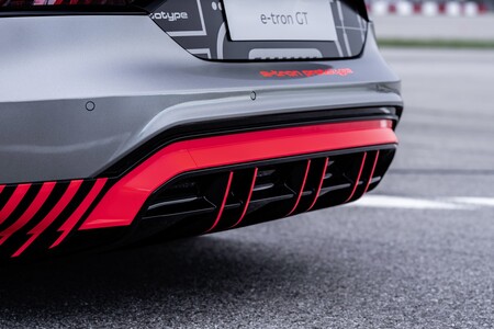 El sonido del futuro coche eléctrico Audi e-tron GT: de motor V8 a lavadora cuando acaba de centrifugar, en vídeo