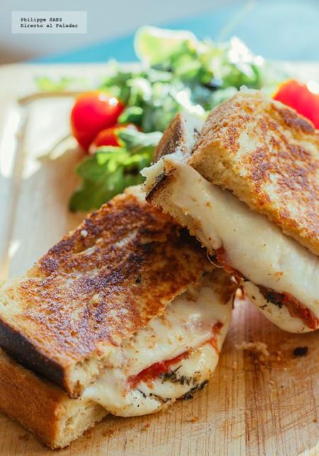 Panini de mozzarella asado. Receta para el regreso a clases