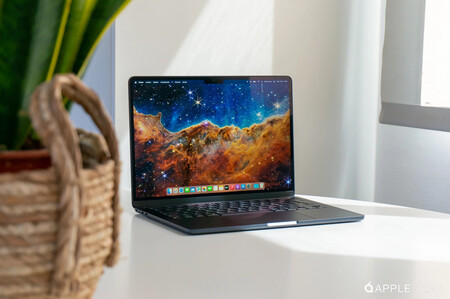 MacBook Air M2 en fotografía de análisis