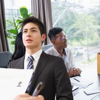 Hay más de 150.000 puestos de trabajo sin cubrir en España, pero las pymes no consiguen reducir este desajuste laboral