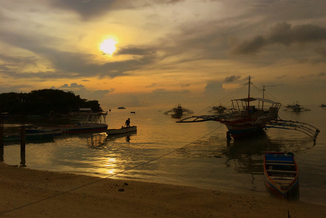 Filipinas Atardecer Rojo