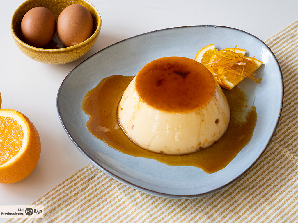 Flan de naranja: receta casera fácil con un toque cítrico