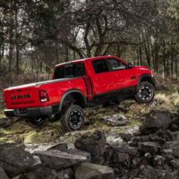 Ram Power Wagon 2017, corazón HEMI, espíritu de aventura