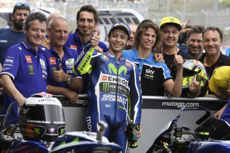 Valentino Rossi gana en Jerez dominando "a lo Lorenzo"
