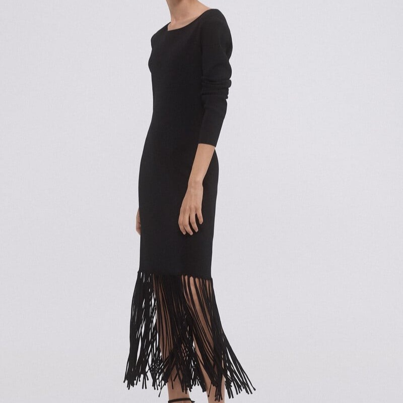 Pedro del Hierro
Vestido de tricot con flecos