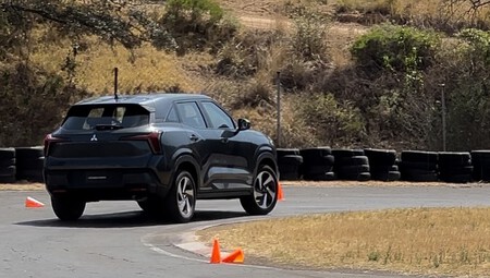 Mitsubishi Suv