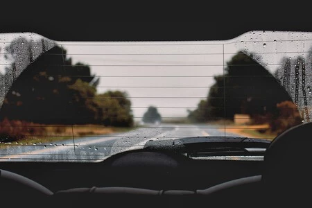 Rociar Vinagre En El Parabrisas Del Auto Por Que Lo Recomiendan Los Expertos Y Para Que Sirve
