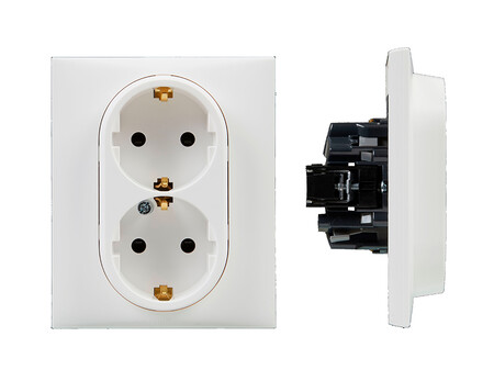 Enchufe Doble Legrand Niloe Step Blanco