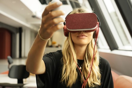 Ford Reality Check recrea virtualmente lo que te sucederá si continúas distrayéndote mientras conduces