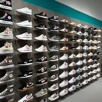 Olvídate de Puma: estas zapatillas New Balance cuestan mucho menos y están arrasando en las rebajas de El Corte Inglés