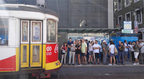 ¿Merece la pena montar en tranvía por Lisboa?