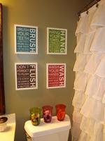 Cuadros en el baño para recordarles buenos hábitos a los niños 