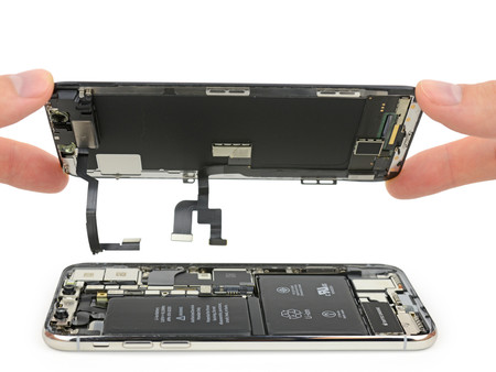 De California a Australia: el documental de iFixit de la cuenta atrás hacia el despiece del iPhone X