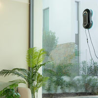 Este robot limpiacristales es de los más vendidos: es de Cecotec e ideal para grandes ventanales 