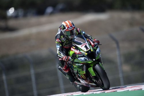 Jonathan Rea aprovecha la cuarta caída de Álvaro Bautista para ganar en Laguna Seca