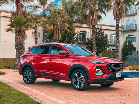 JAC Sei 7 Pro 2022, lo manejamos: toneladas de equipo con una etiqueta que va por todas las ventas