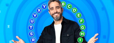 Ya no lo veremos en Antena 3, pero de las escuelas nadie lo sacará. El Rosco de Pasapalabra lleva 26 años haciendo algo más que entretenernos