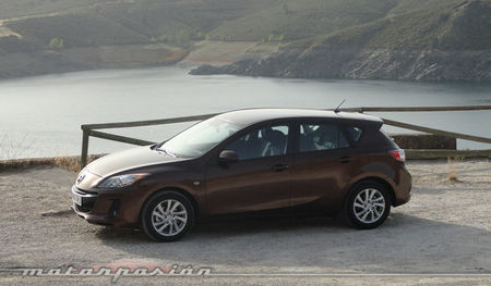 Mazda3 1.6 CRTD 115 cv aspecto deportivo