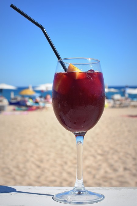 ¿Quieres cuidar la línea en verano? Esto es lo que debes evitar en los chiringuitos playeros
