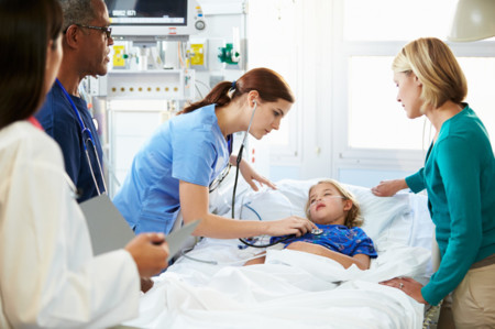 La conciliación familiar y laboral no existe ni cuando ingresan a tu hijo en un hospital