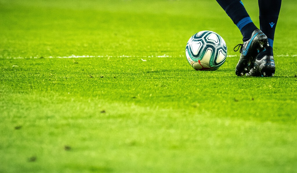 Ver los partidos de LaLiga gratis en la TDT peligra: aún no se han recibido ofertas fuera de Movistar y DAZN