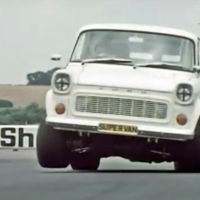 Ford Supervan, así nació el mito de la furgoneta blanca en 1971 