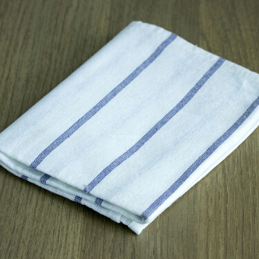 Ikea vende un accesorio por menos de 7 euros que ordena los paños de cocina con elegancia