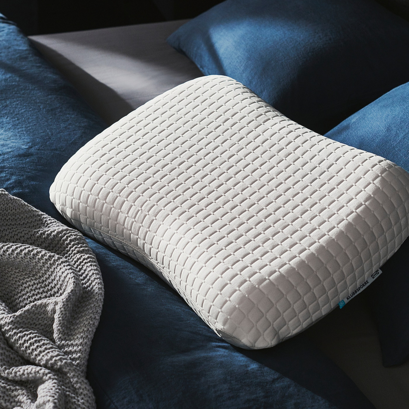 KLUBBSPORRE Almohada ergonómica para espalda, 35x69 cm