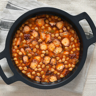 La cena fácil para entrar en calor en la ola de frío polar: una receta con garbanzos alta en proteínas y muy reconfortante