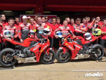 Foto oficial equipo Monlau Competición 24h Montmeló