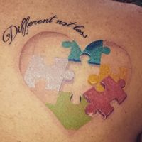 15 ideas de tatuajes para padres de niños con autismo 