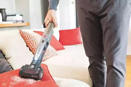 ¿Tienes mascotas en casa? el aspirador de mano Hoover H-Handy 700 Pets HH710PPT está rebajado a 119 euros en Amazon
