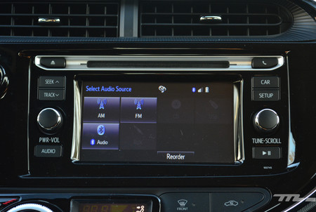 Toyota Prius C 14