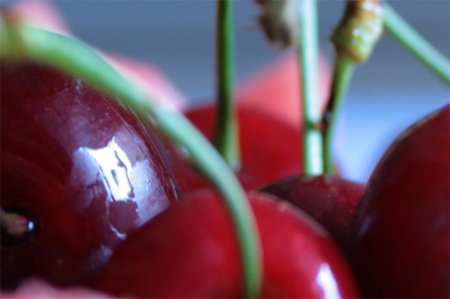 Las cerezas, el aliado perfecto para mantener la tensión a raya