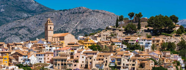 Medieval y vinculado al Cid: el impresionante pueblo sobre una colina en el corazón de Alicante 