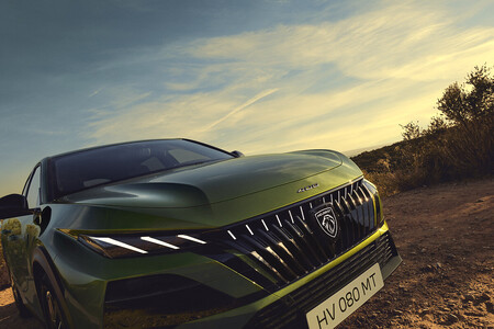 Peugeot E408 2601cv 306 Fr