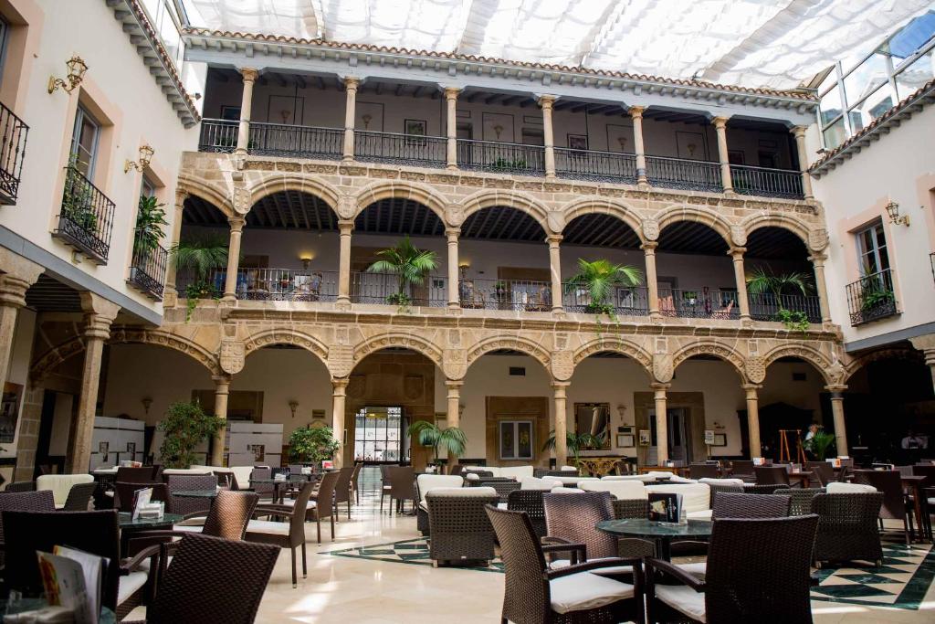 Habitación doble en el Palacio de los Velada