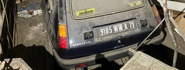 En 1982 alguien escondió un Renault 5 nuevo porque le daba miedo conducirlo. Han desenterrado esta joya con 12 km y se ha vendido por un dineral
