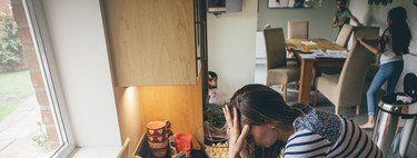 ¿Por qué las madres siempre estamos cansadas? Porque trabajamos 98 horas a la semana
