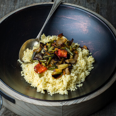 Receta de cuscús con verduras: el plato tradicional bereber que ya se come en todo el mundo