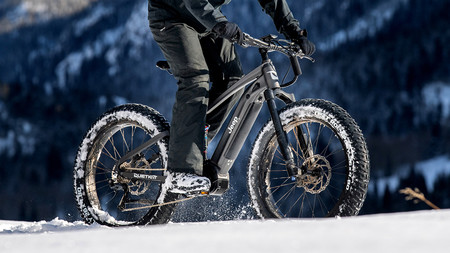 La e-Bike es el primer vehículo 'cero emisiones' de Jeep: una bicicleta eléctrica con 64 km de autonomía