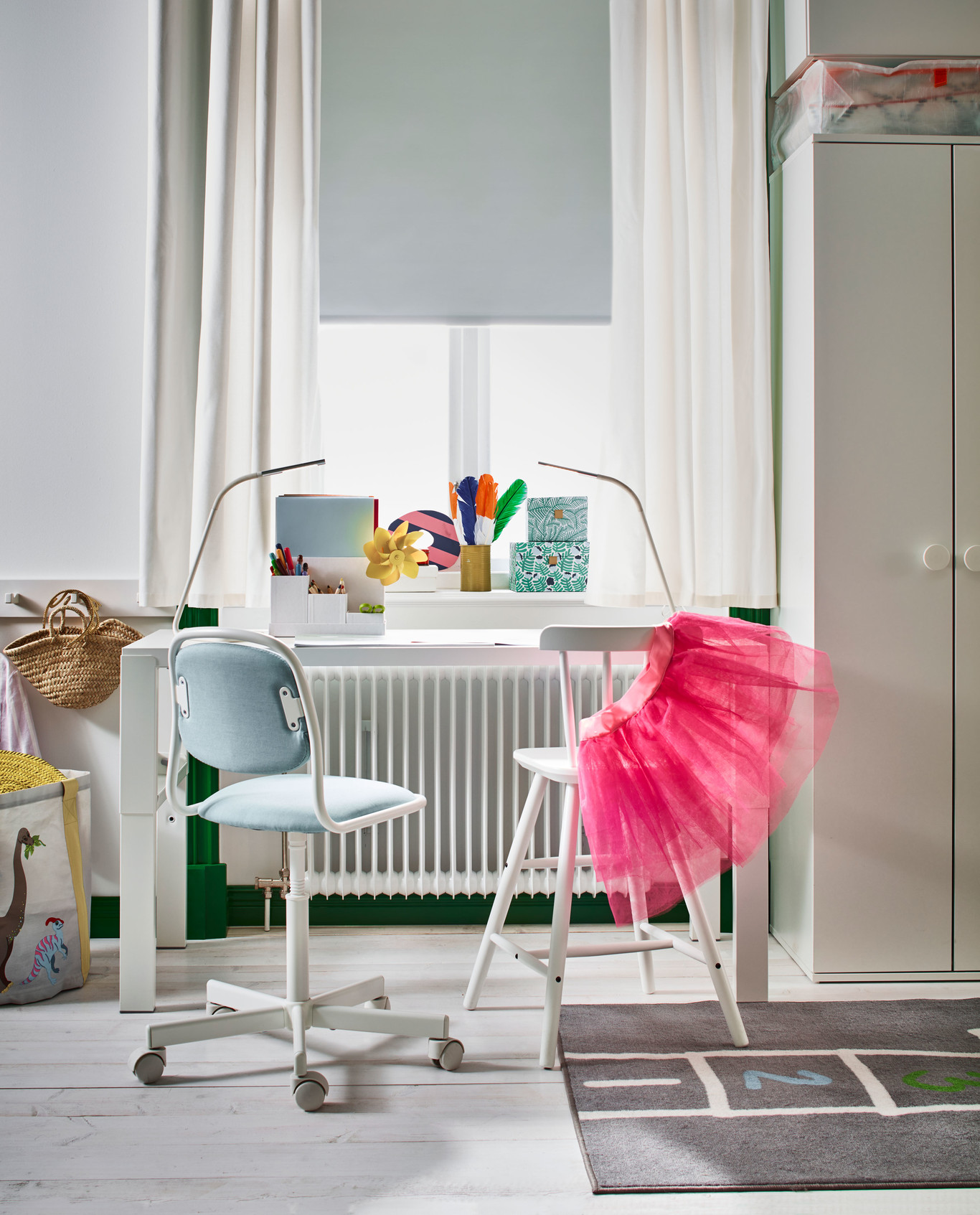 Silla escritorio niño, blanco, Vissle rosa o azul