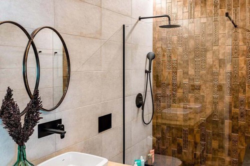 adios a las mamparas de la ducha