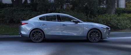 Mazda3 Sedan Gris Polimetal Mexico