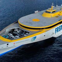 "Tengo una casa bajo la lava y un coche bajo el mar": el volcán de La Palma dejó a Matías sin hogar y ahora un barco le ha dejado sin coche