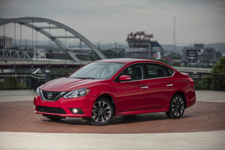 Nissan Sentra SR Turbo, $344,700 pesos por la versión 'picante' con alma de Juke