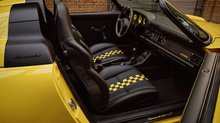 Porsche 911 Speedster 993 2024 3