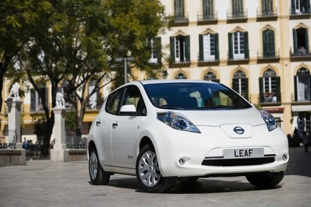El Nissan LEAF se mantiene dos meses sin bajar de las 2.000 unidades vendidas en EEUU